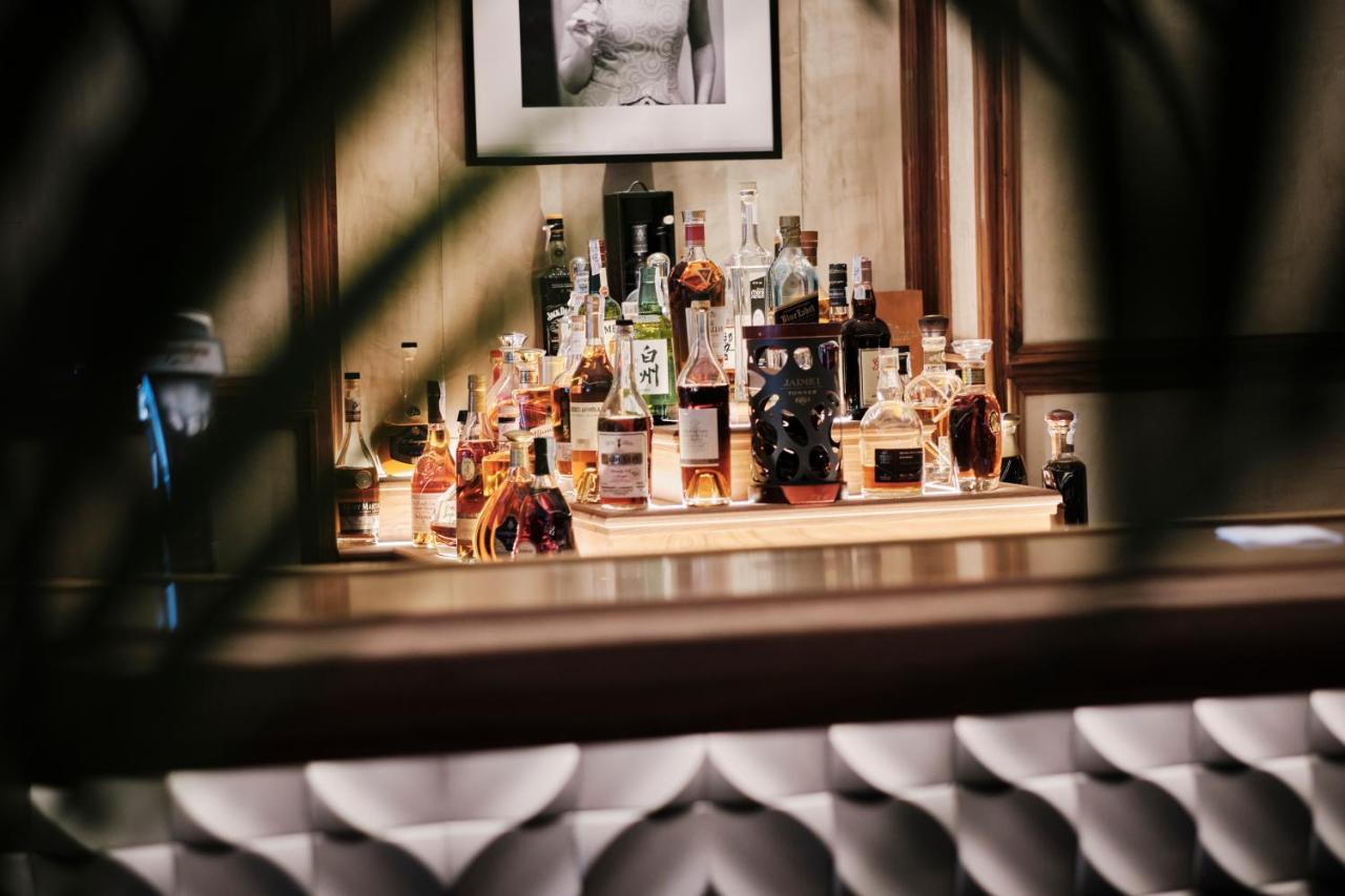 El Llorenc Parc De La Mar - Adults Only Palma de Mallorca Bagian luar foto The bar at the 21 Club