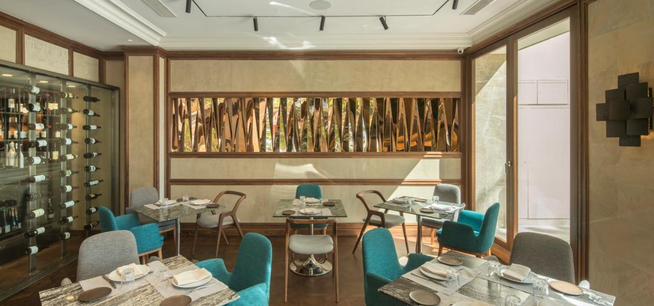 El Llorenc Parc De La Mar - Adults Only Palma de Mallorca Bagian luar foto The restaurant