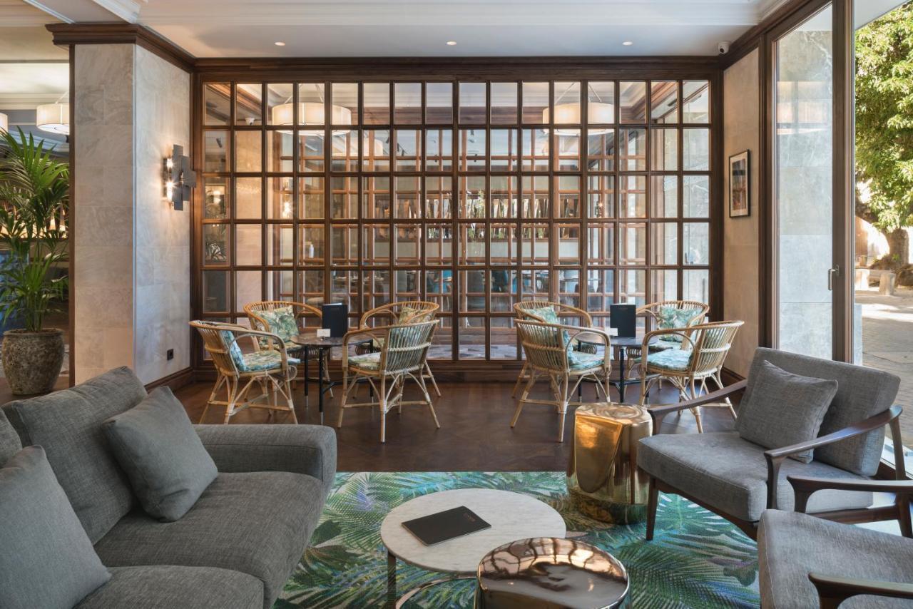 El Llorenc Parc De La Mar - Adults Only Palma de Mallorca Bagian luar foto The Library at The Ivy Collection